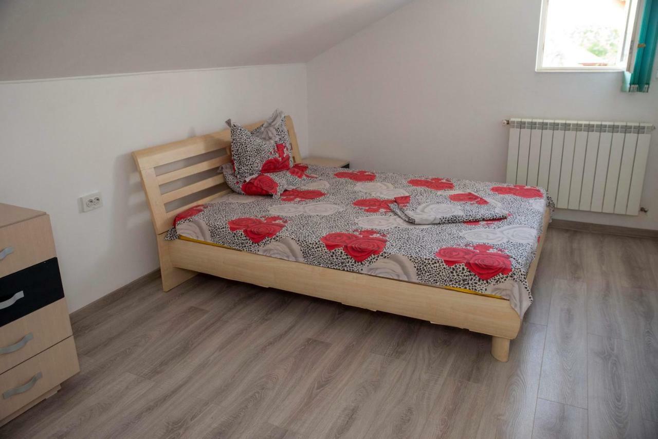 Casa Damian 호텔 Două Mai 외부 사진